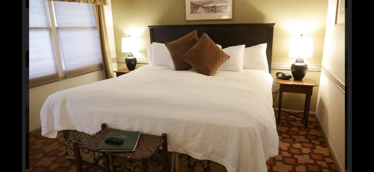 Highlands Inn Zewnętrze zdjęcie